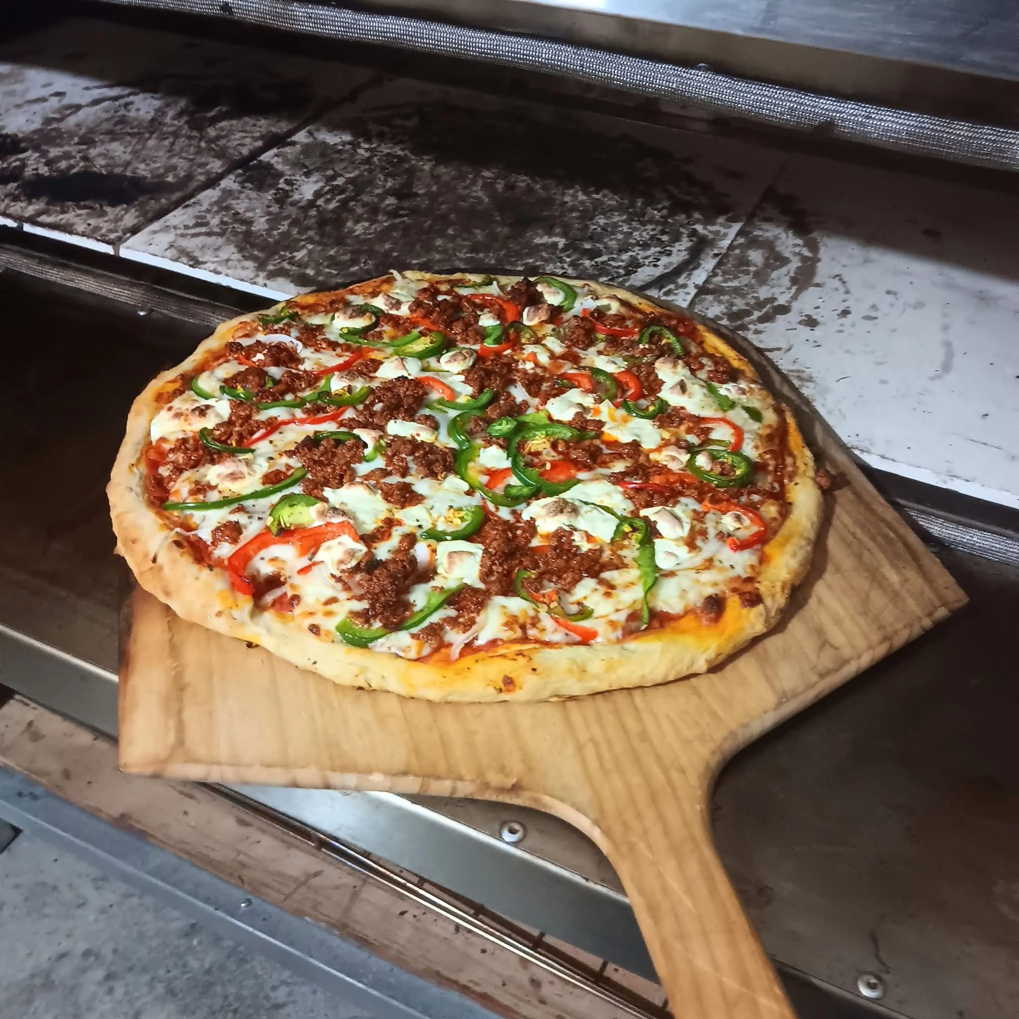 New York Gringo Pizzas image 6