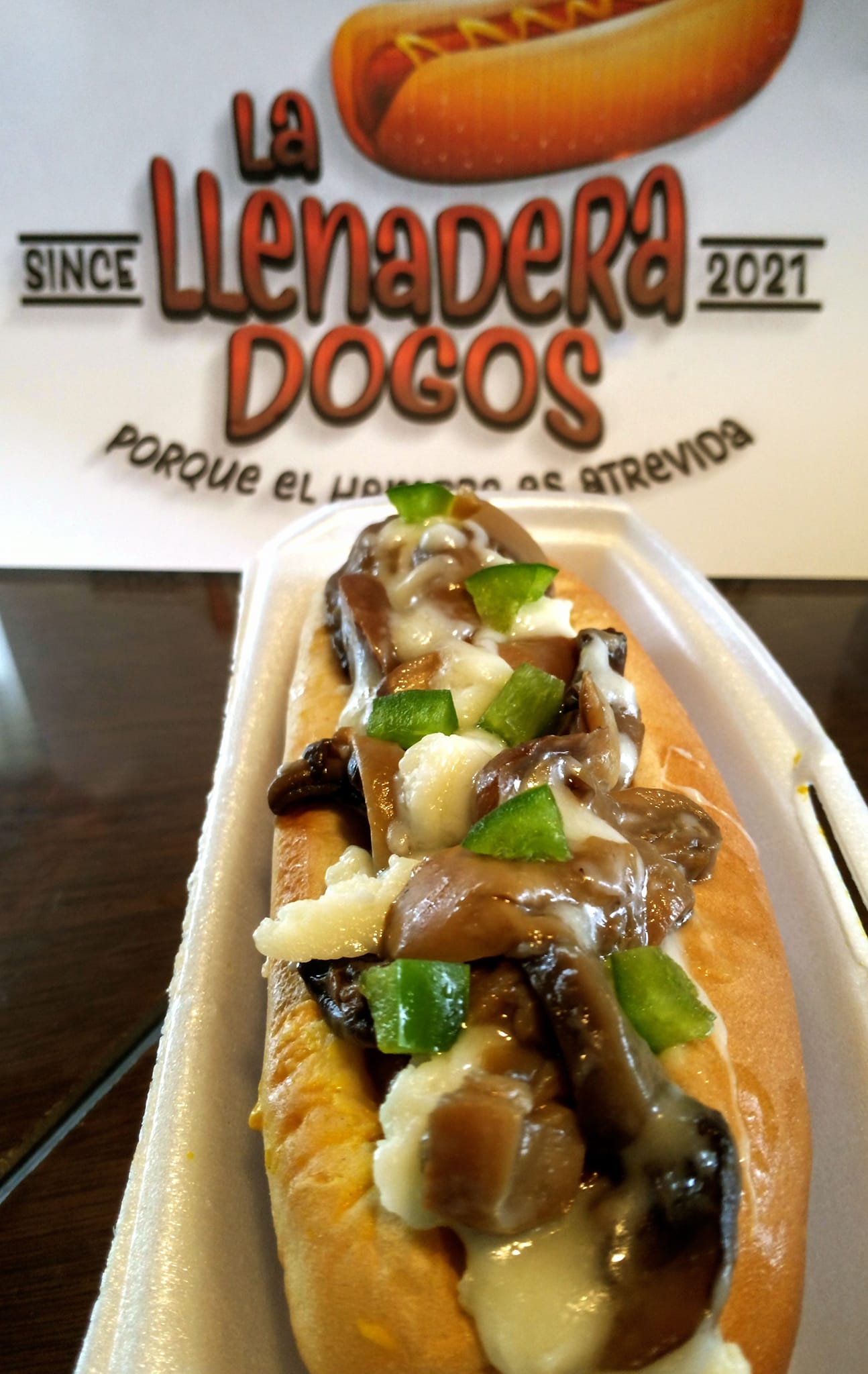 La Llenadera Dogos image 1