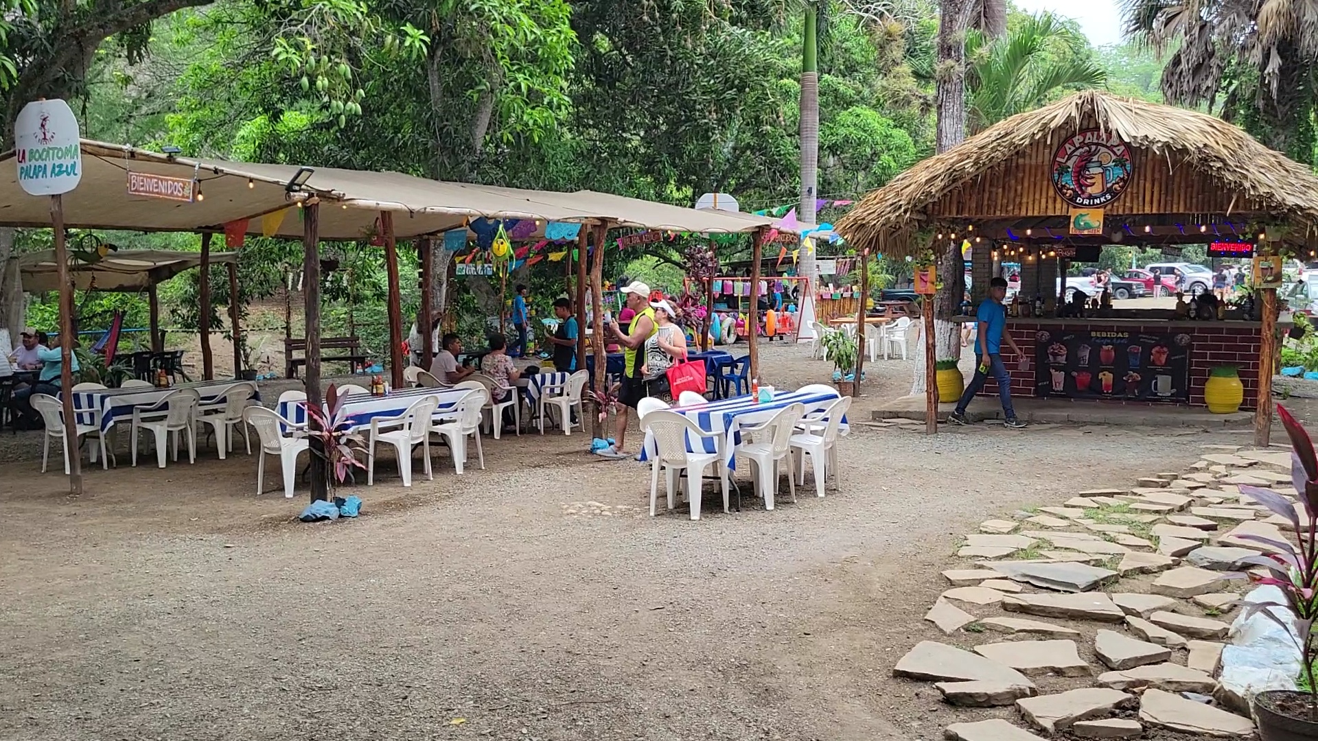 LA BOCATOMA PALAPA AZUL image 1