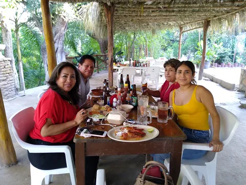 Restaurant "La Bocatoma III" image 1