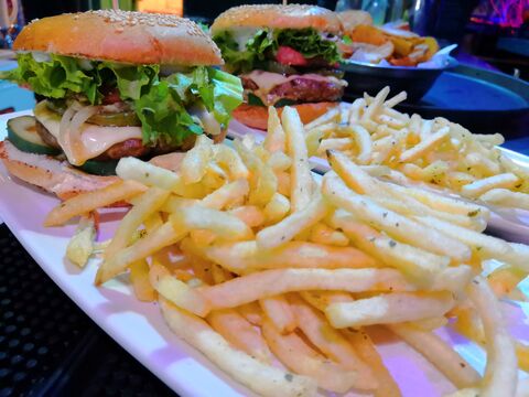 Shoters Bar Restaurante image 2