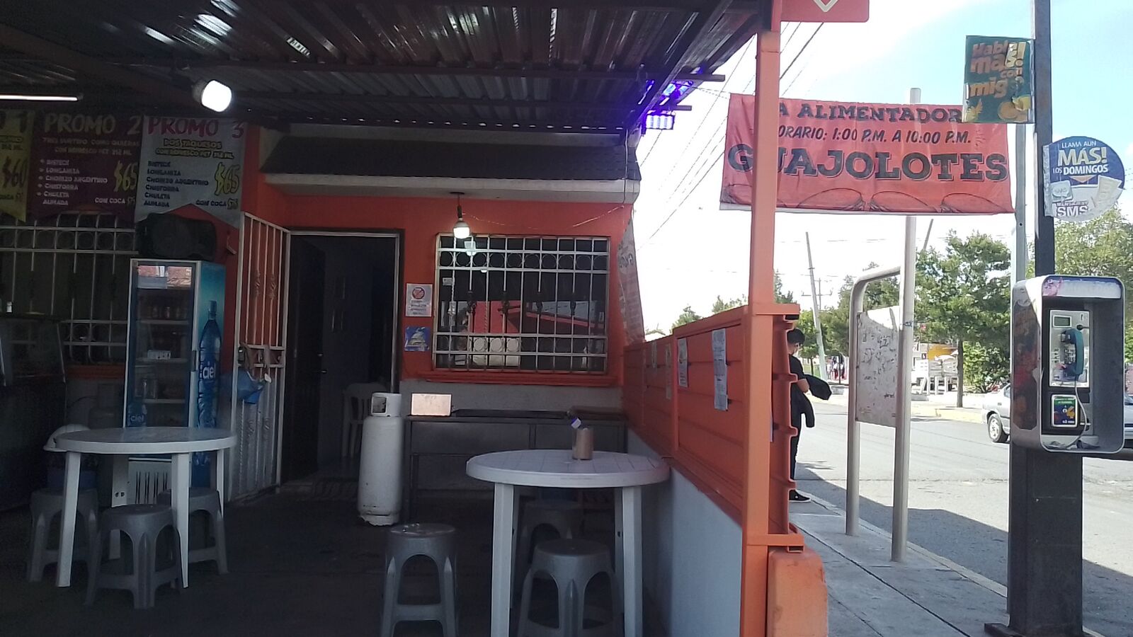 Tacos y antojitos la alimentadora image 1