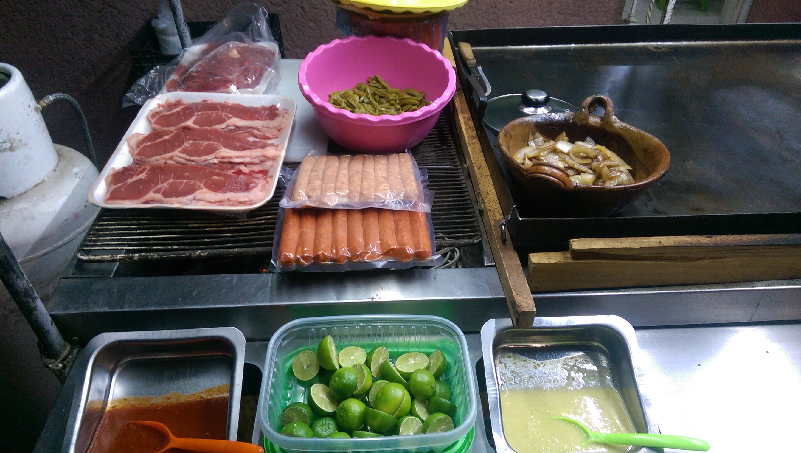 Tacos y antojitos la alimentadora image 4