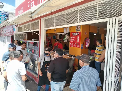Carnitas "El Tiver" image 7