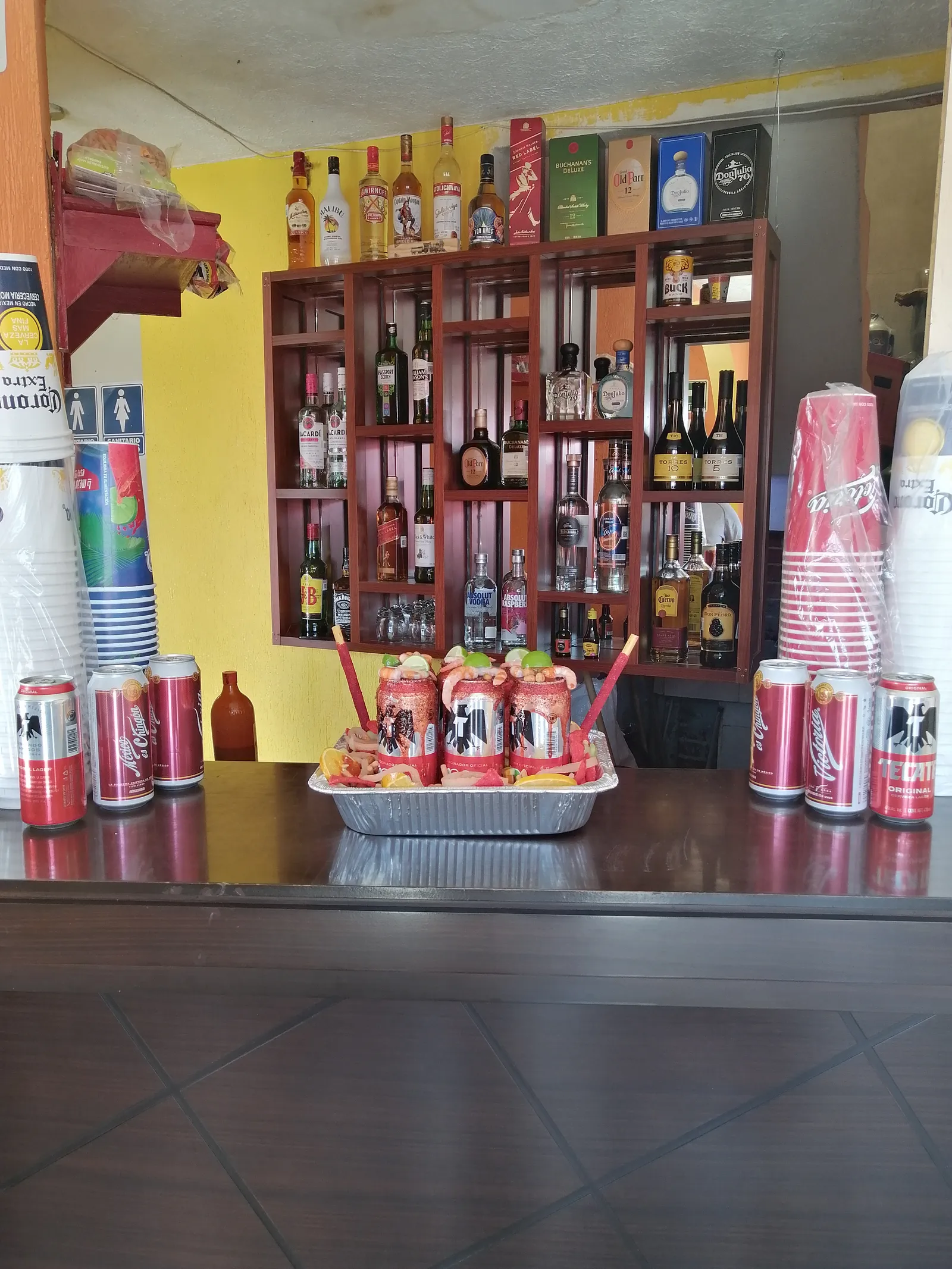 Hamburguesas y alitas El gordo image 3