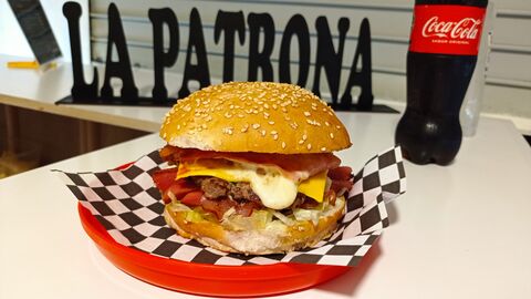 LA PATRONA image 1