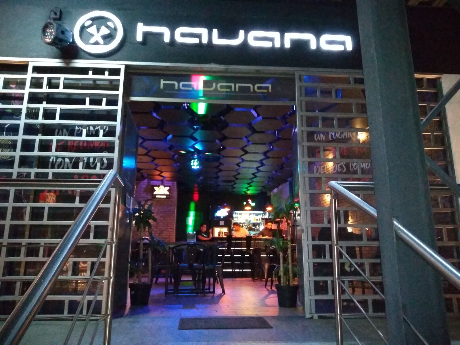 Havana Restaurante Bar image 1