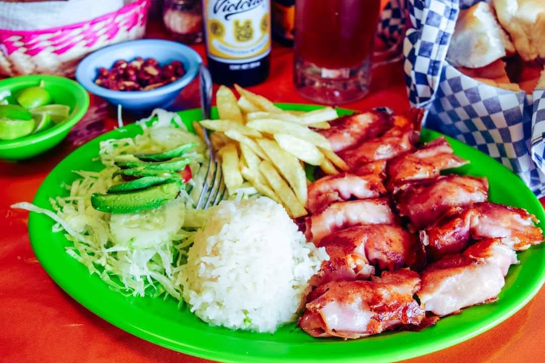 Restaurante "El parientito" image 4