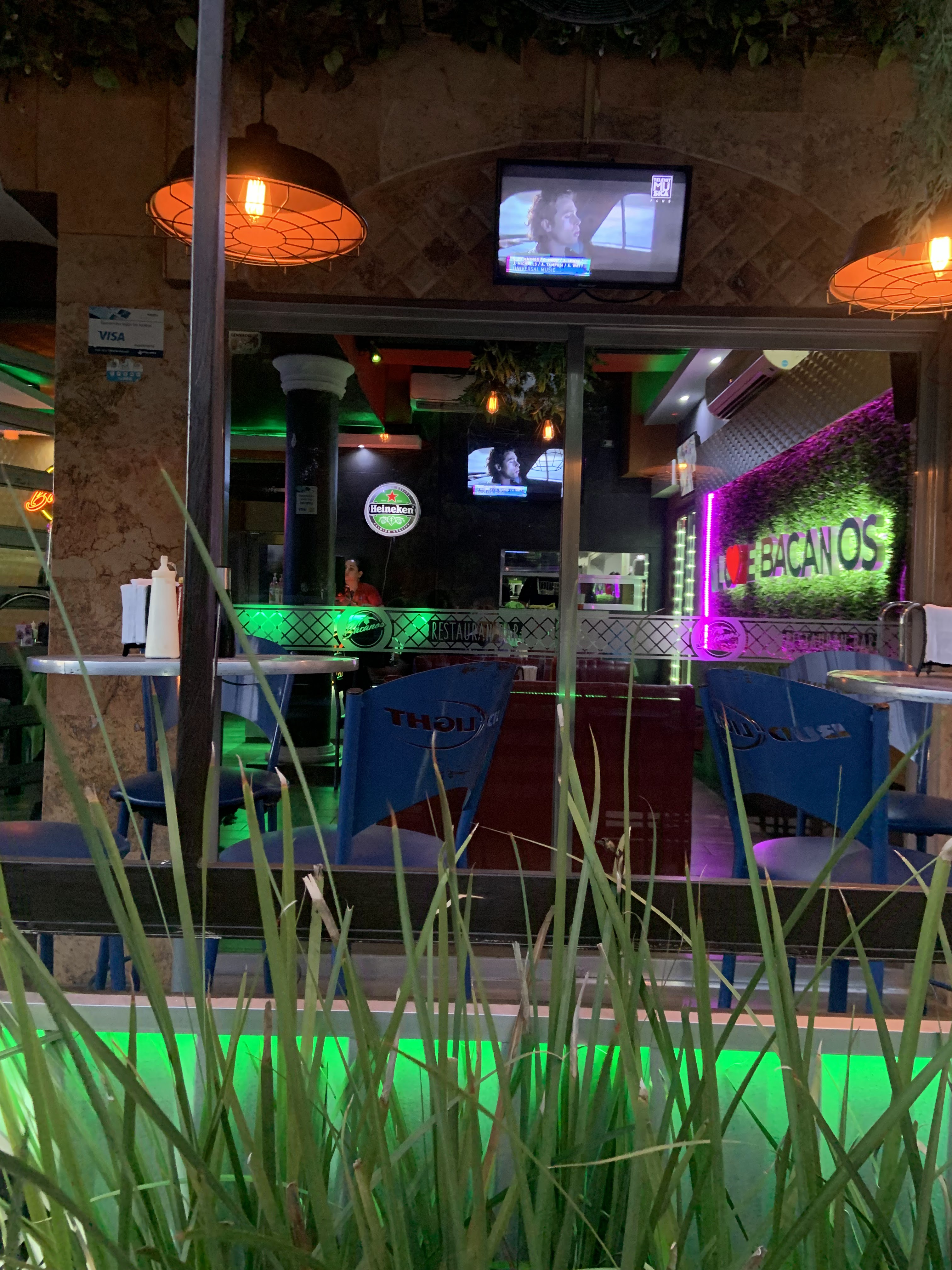 Bacanos Restaurante Bar image 4