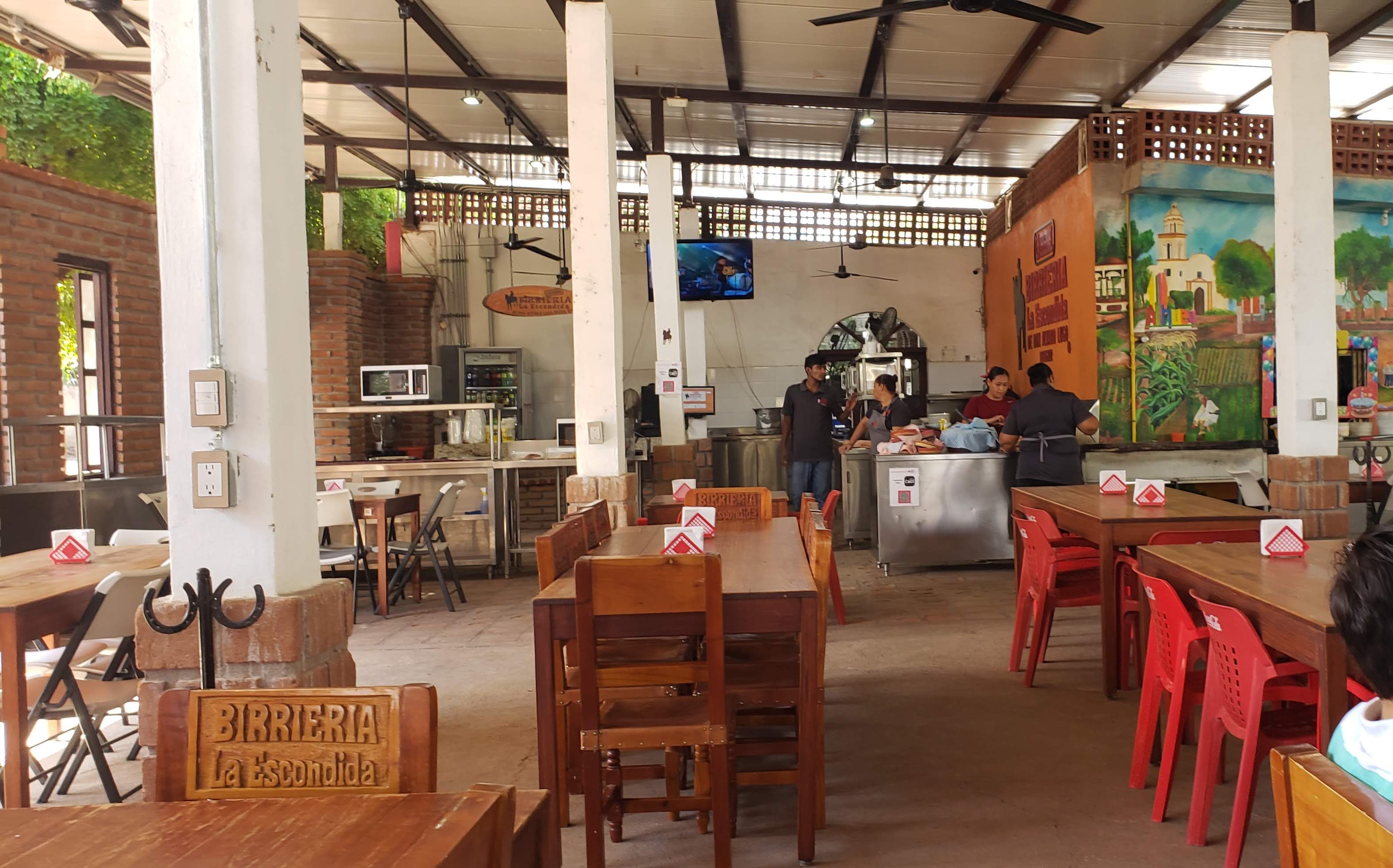 Birriería La Escondida de Don Álvaro Lugo image 10