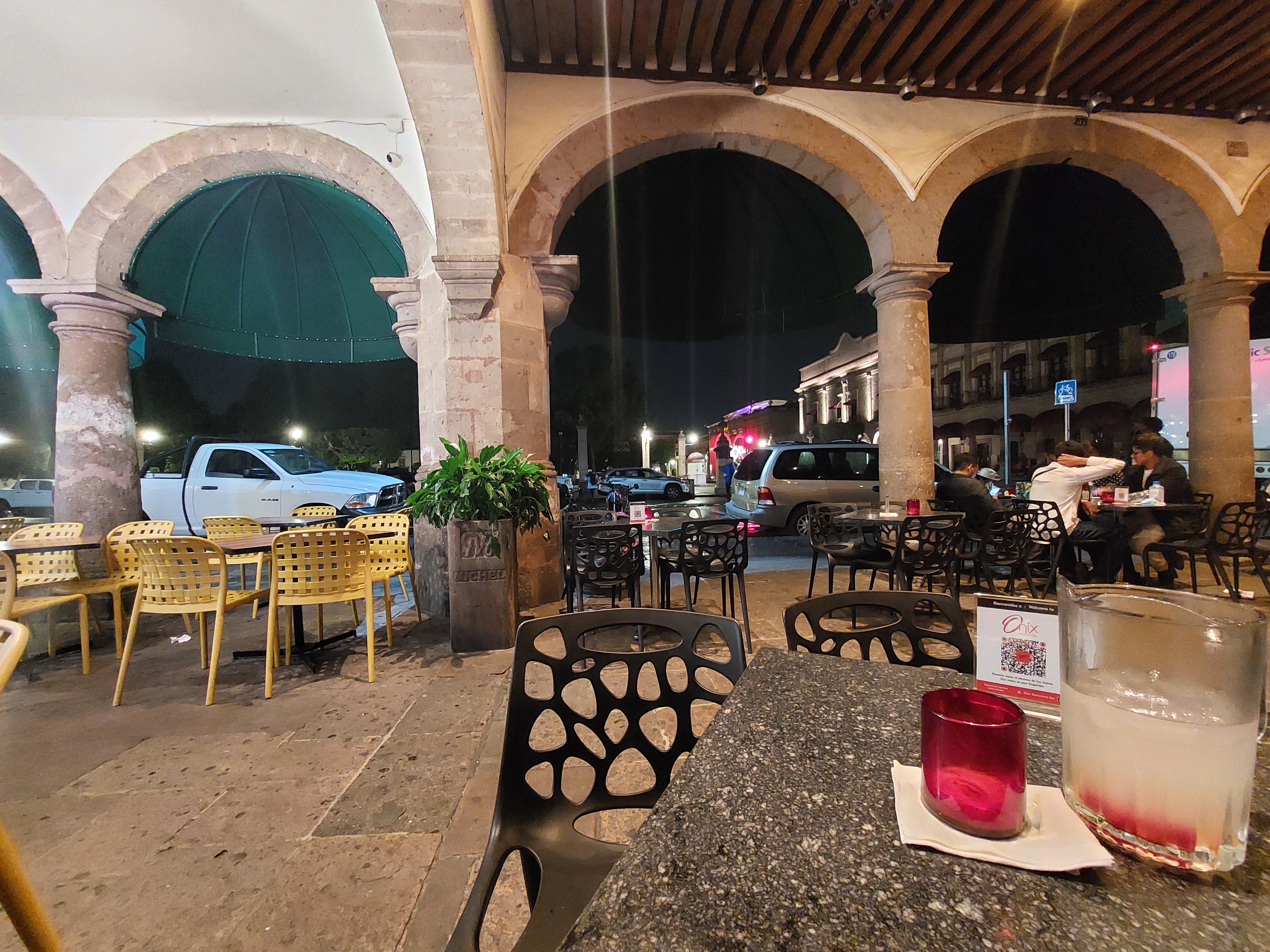 Onix Restaurant Bar image 1