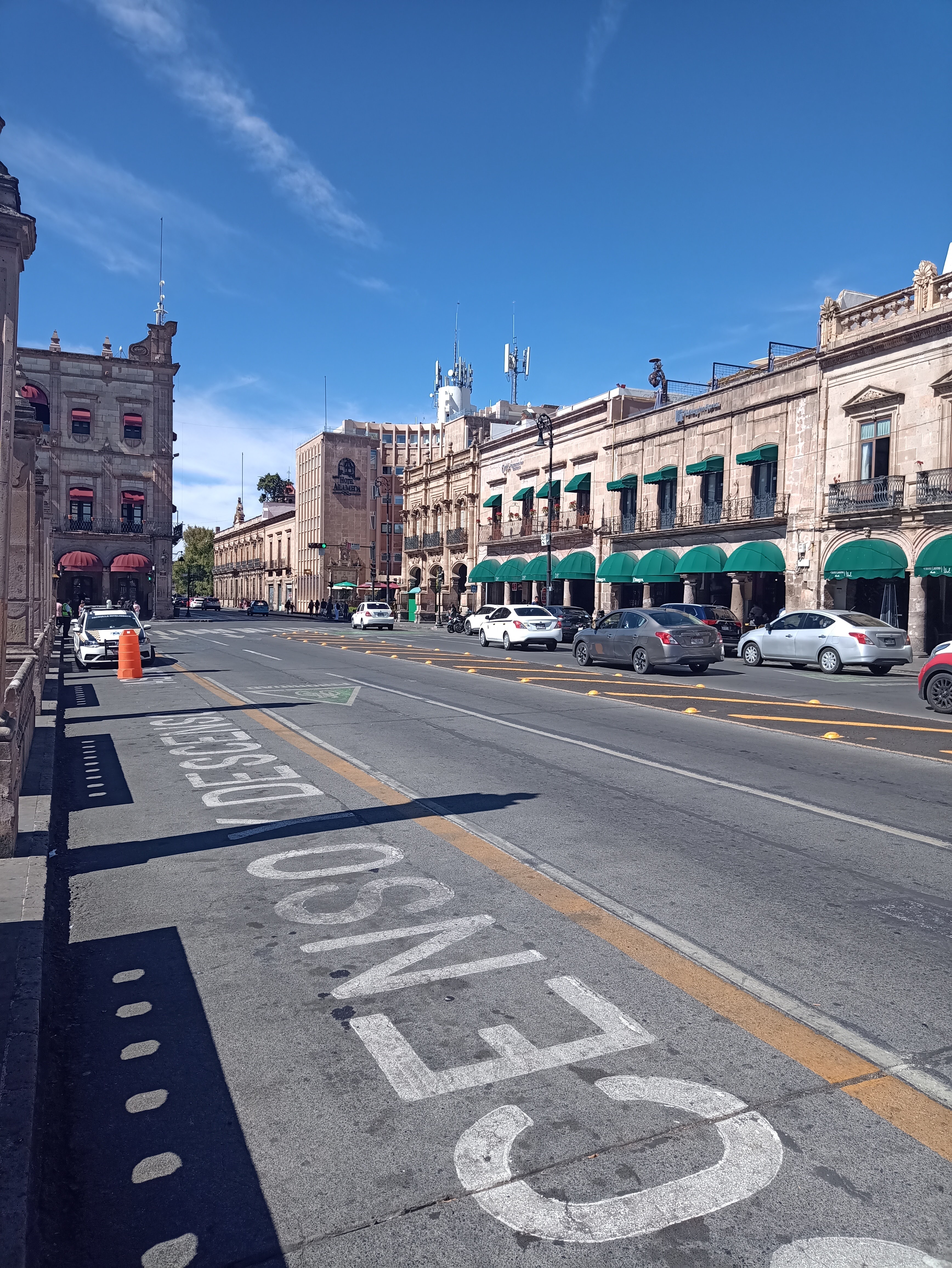 Onix Restaurant Bar image 4