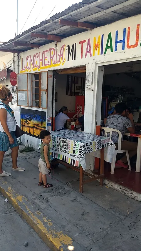 Lonchería "Mi Tamiahua" image 3