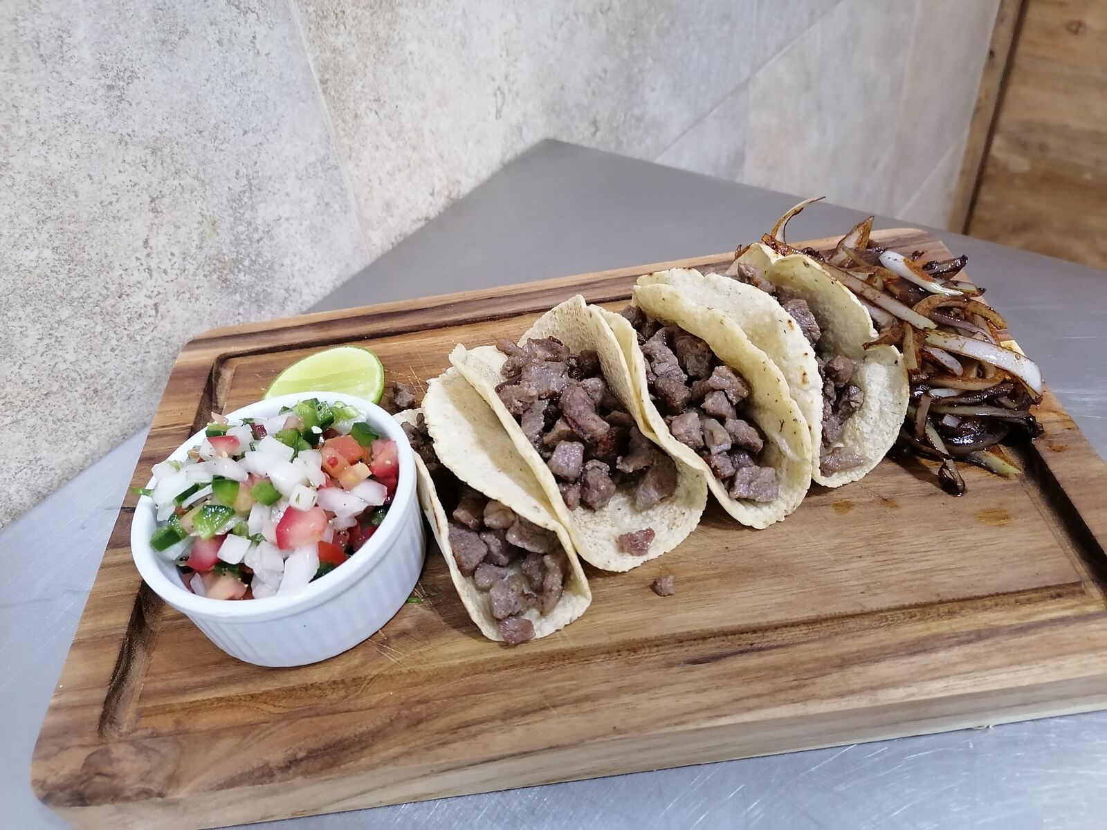Bakan Restaurante image 10
