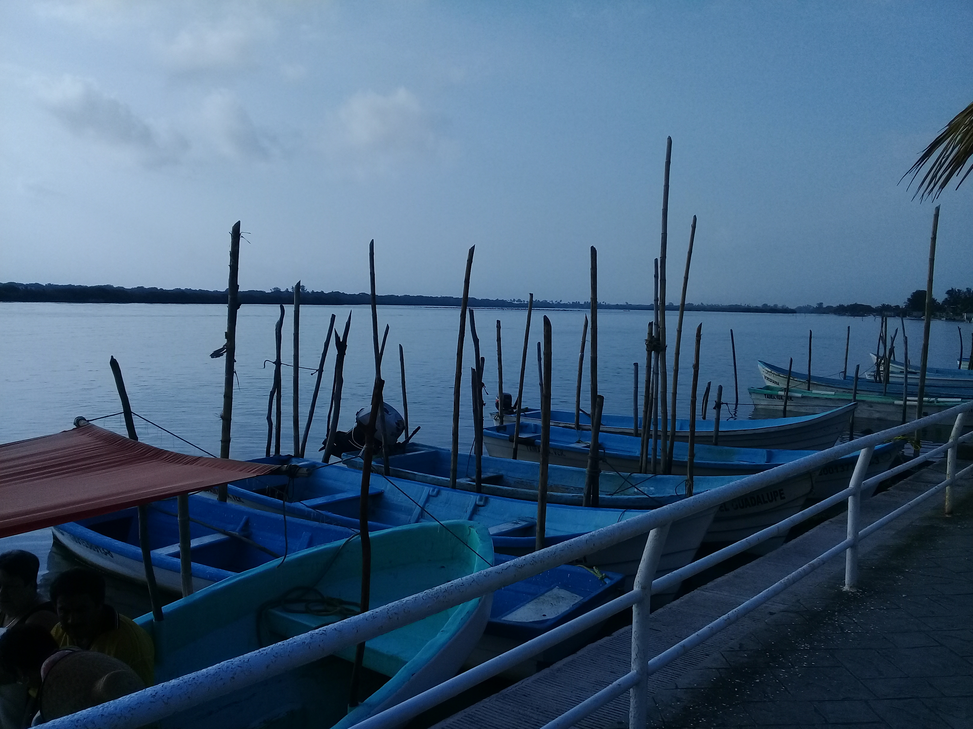 Pescados Y Mariscos Asul image 2