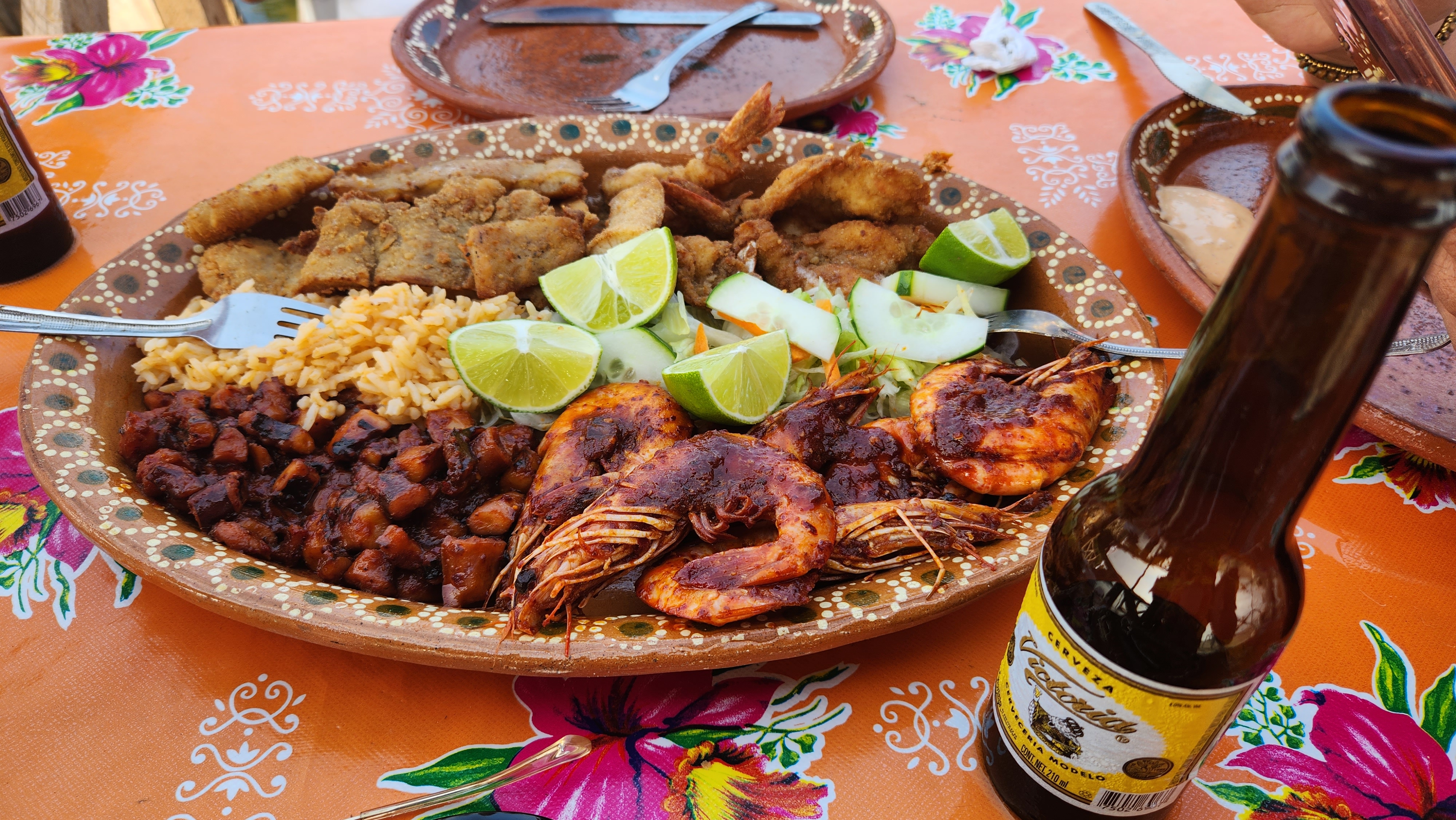 Mariscos el pescador image 2