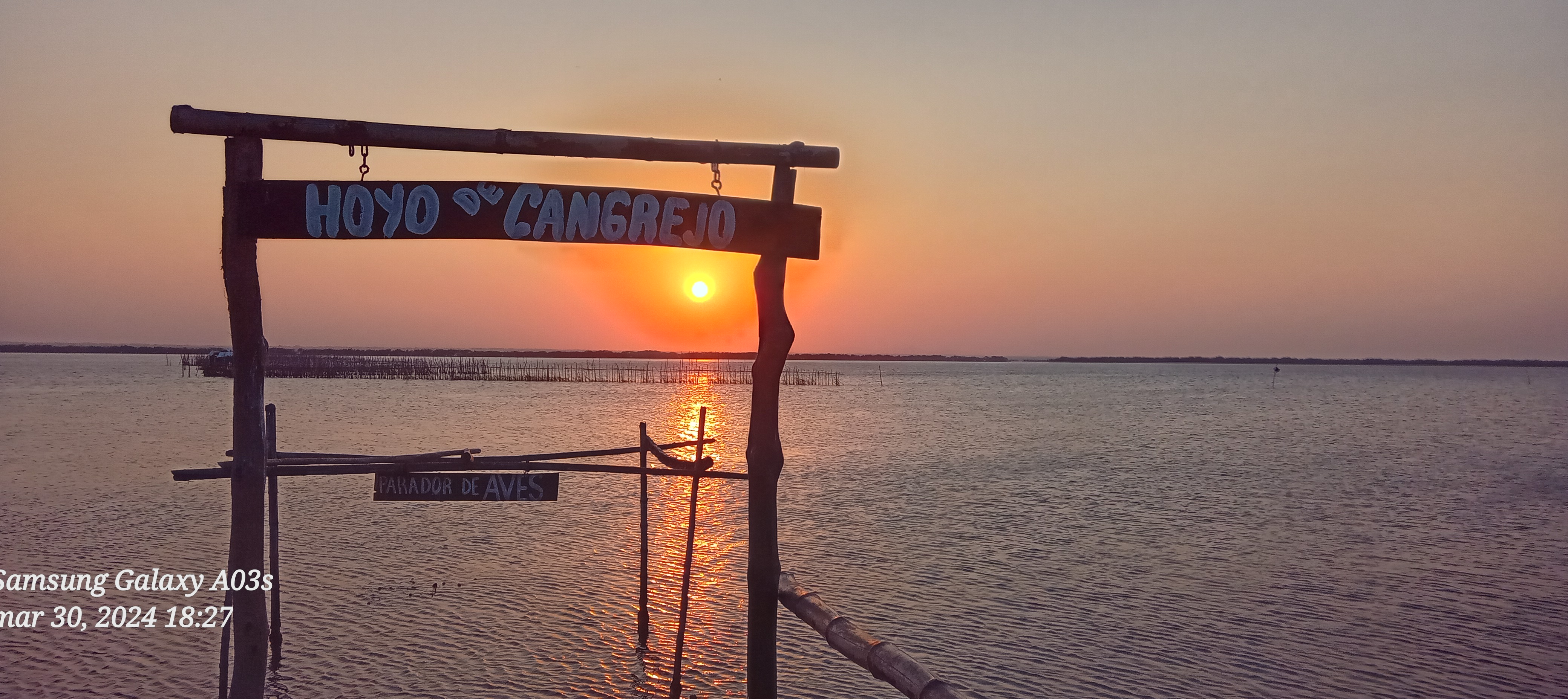 Restaurante El Hoyo De Cangrejo TNT Mariscos image 6