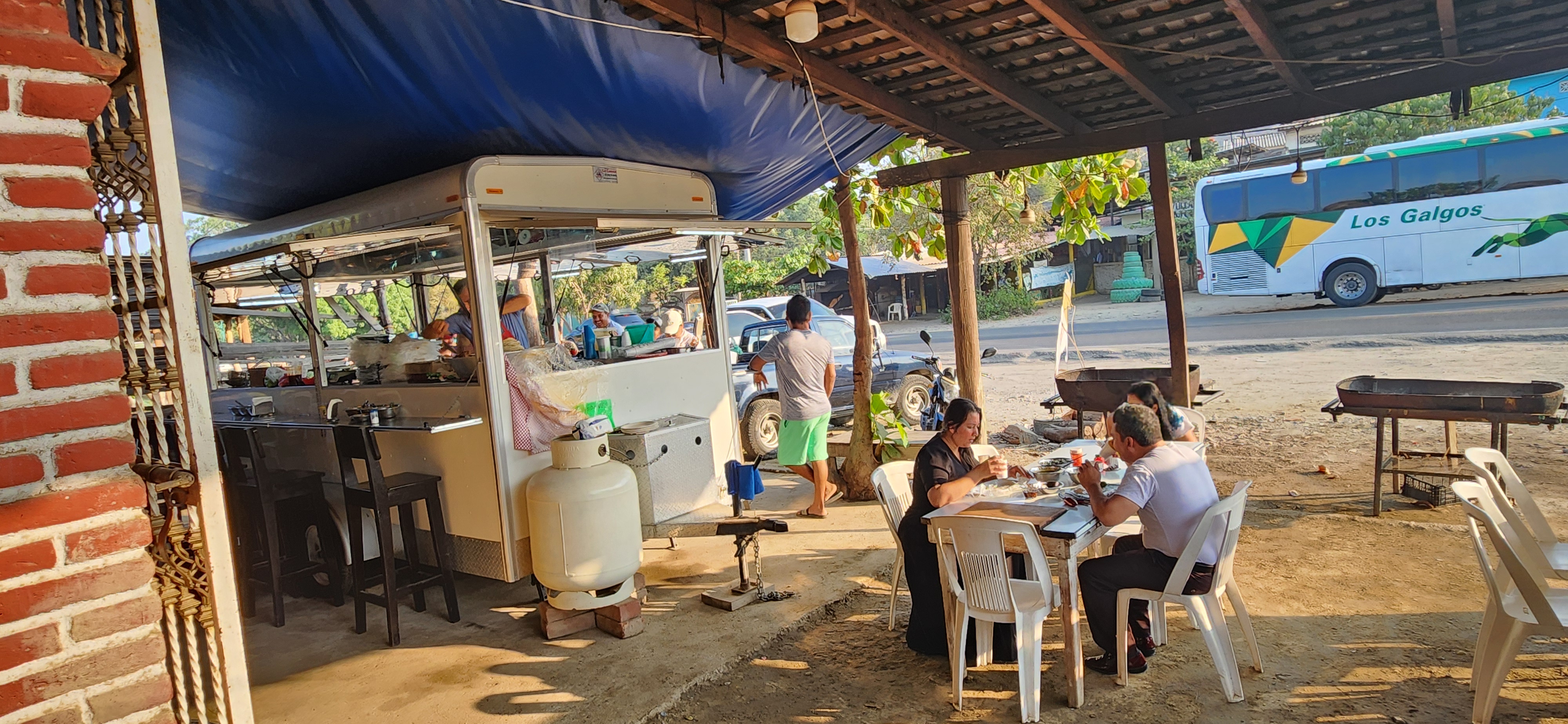 Taqueria "El Primo de la Prima" image 4