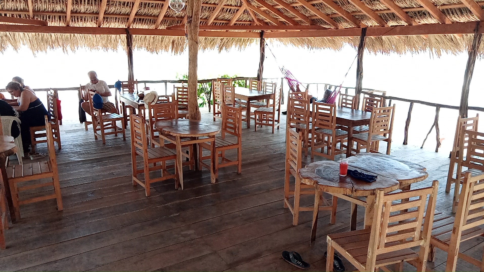 Escondido restaurante image 1