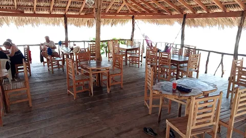 Escondido restaurante image 1