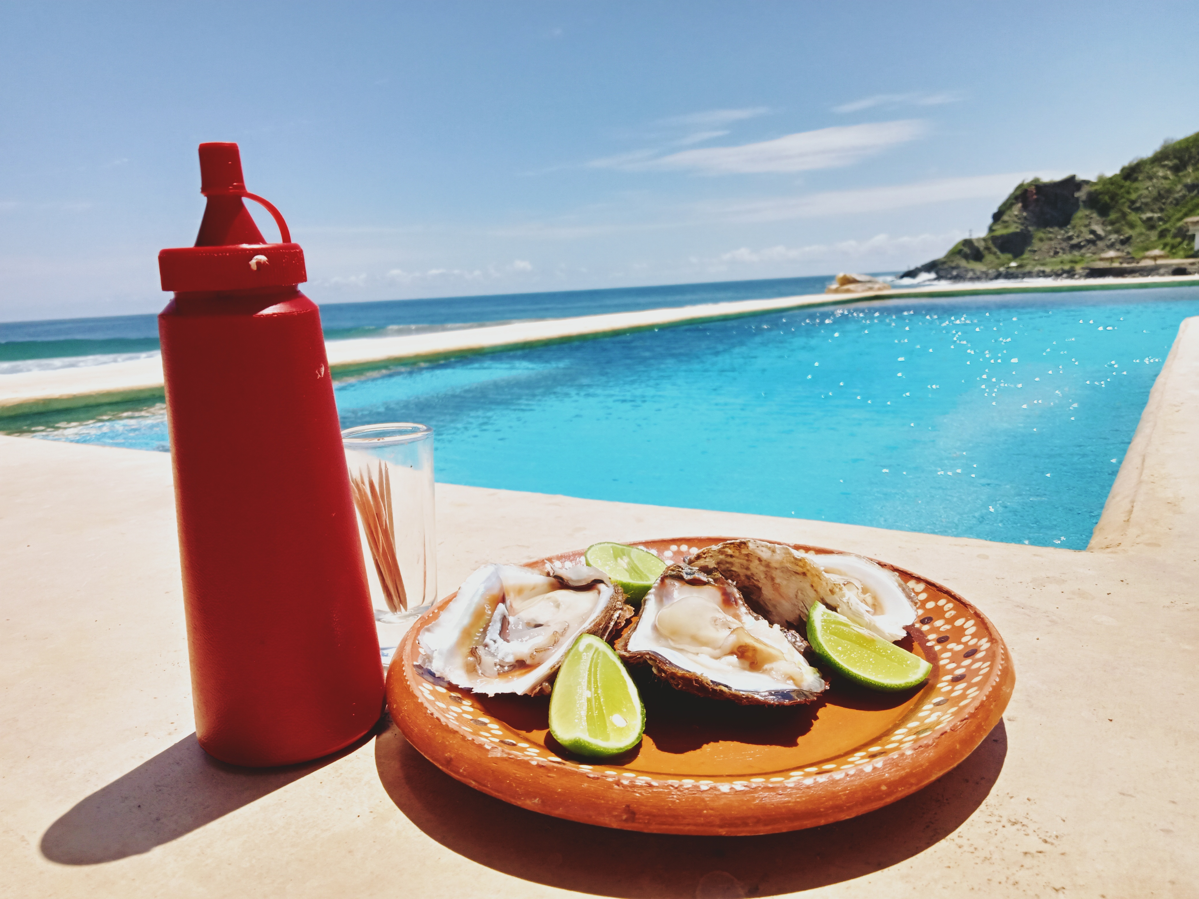 Escondido restaurante image 2