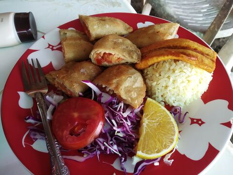 Mariscos El Delfin image 1