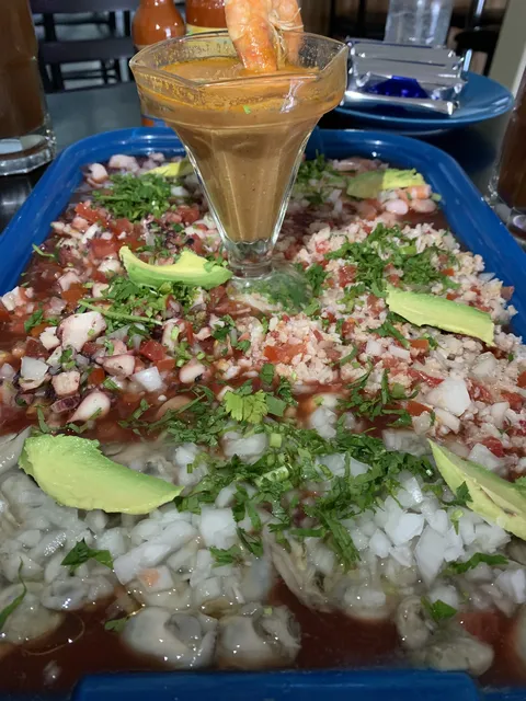Pescados y mariscos Mou image 3