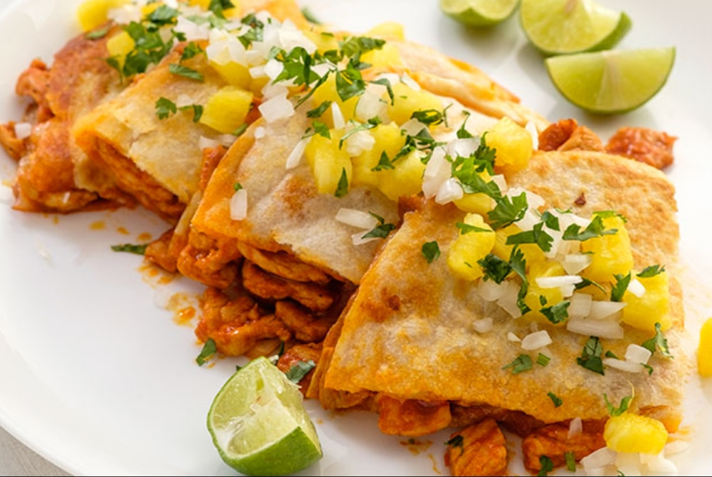 Alitas y hamburguesa Lucy image 1