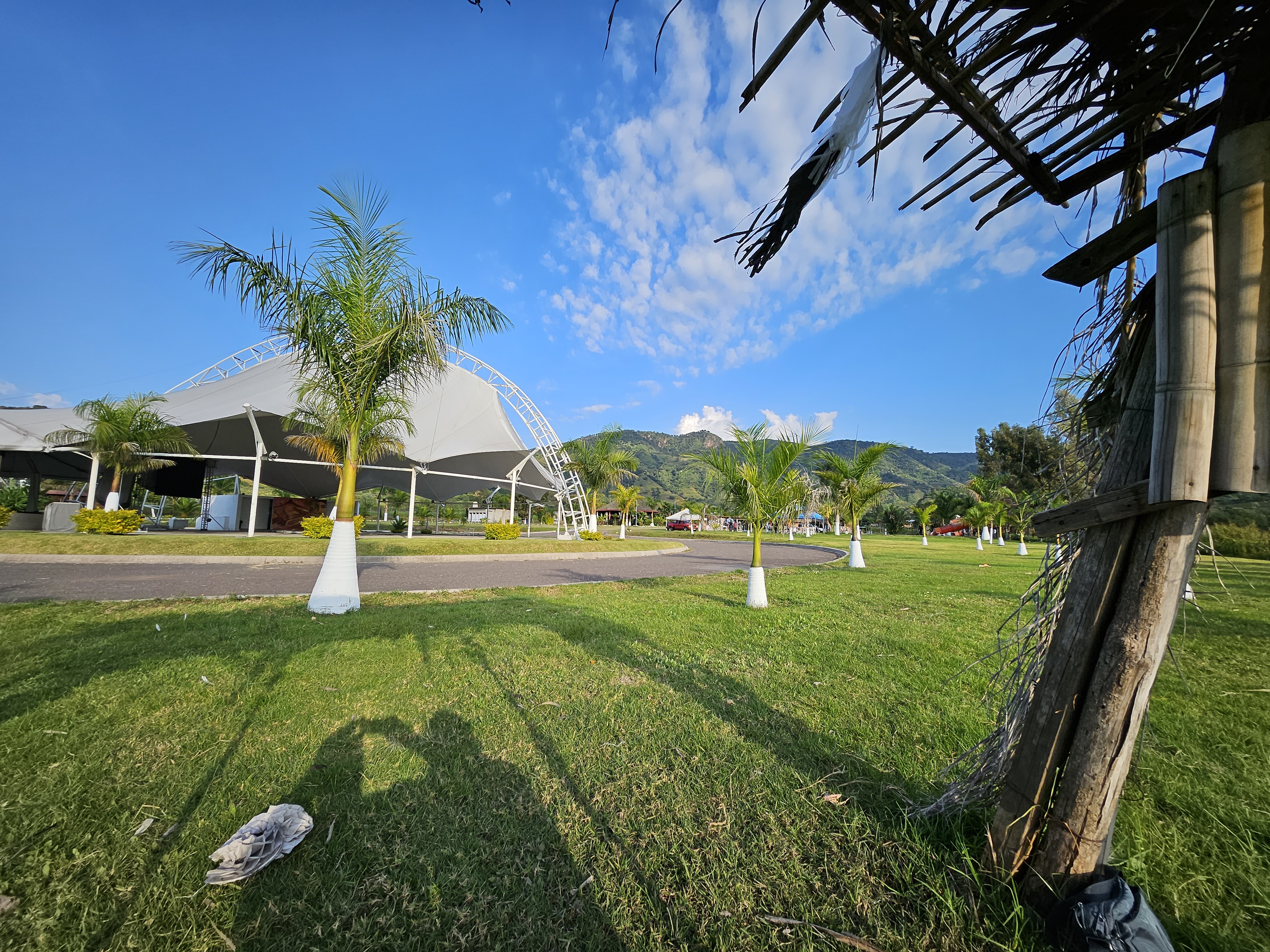 Presa Monarca image 7