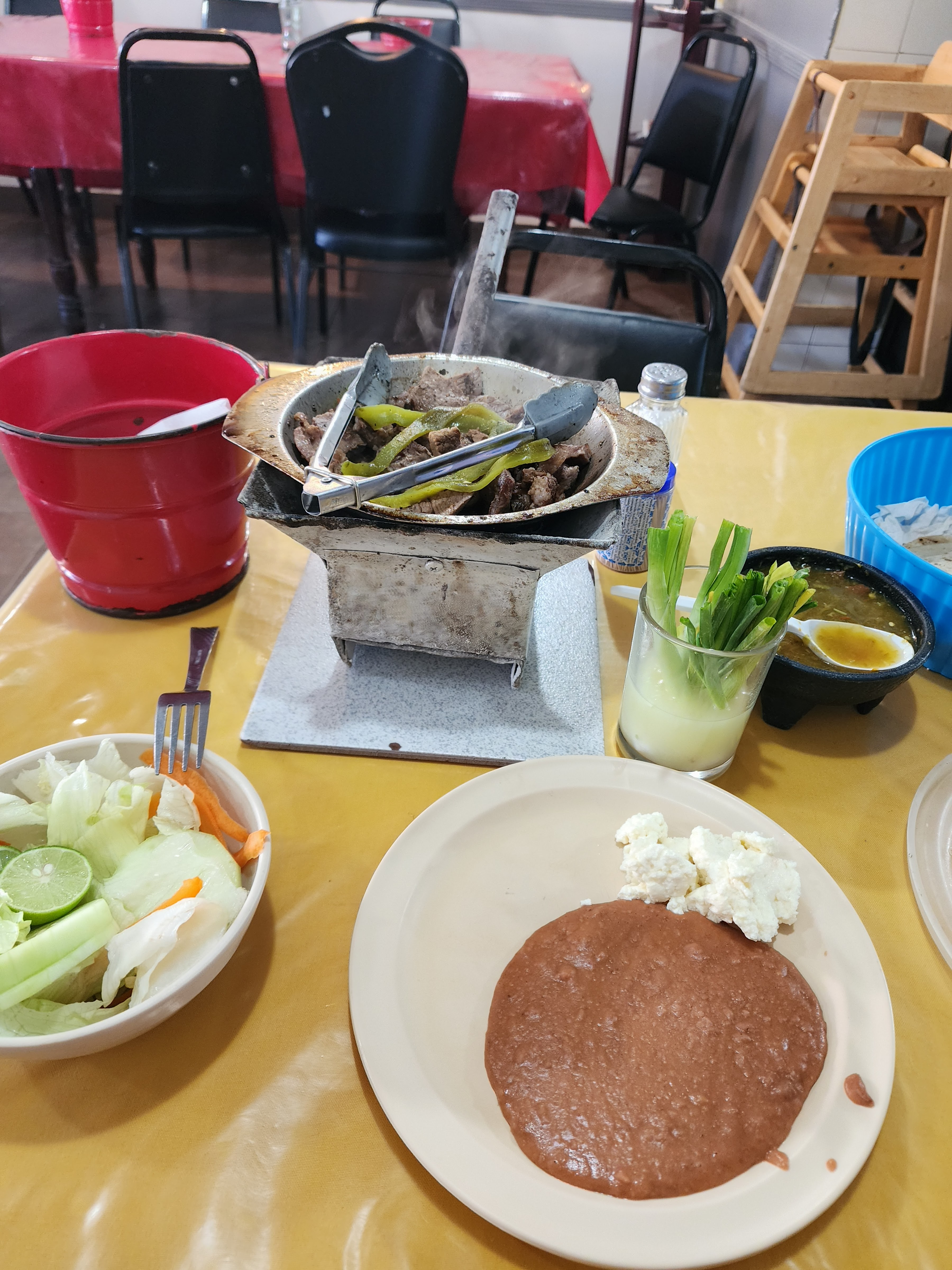 Aqui Con Chano image 4