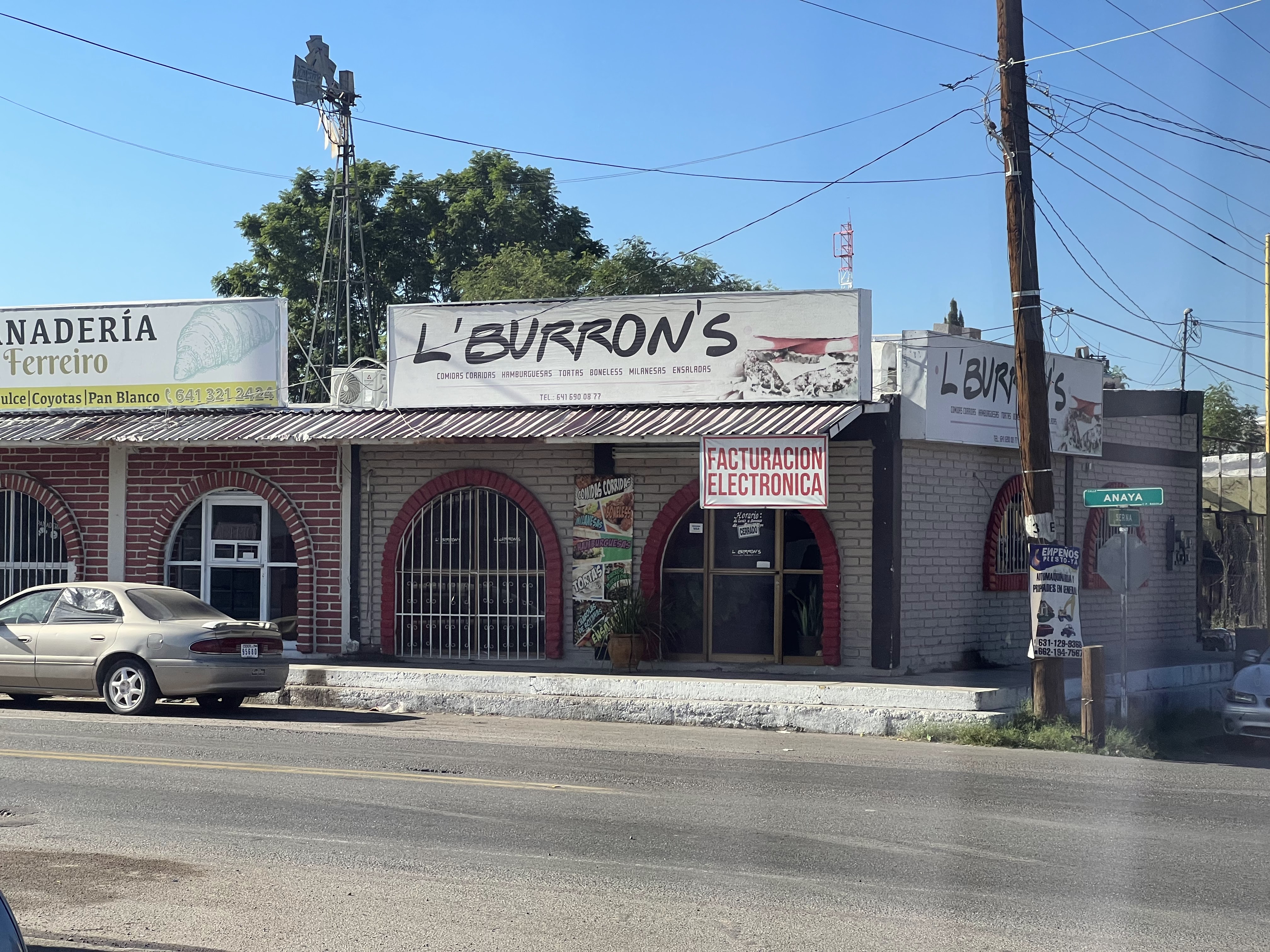L' Burron'S Restauran image 5