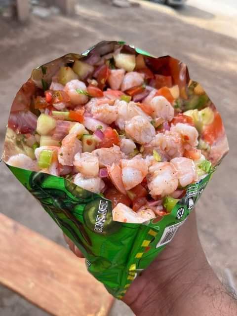 Clamatos CuraCrudas image 7