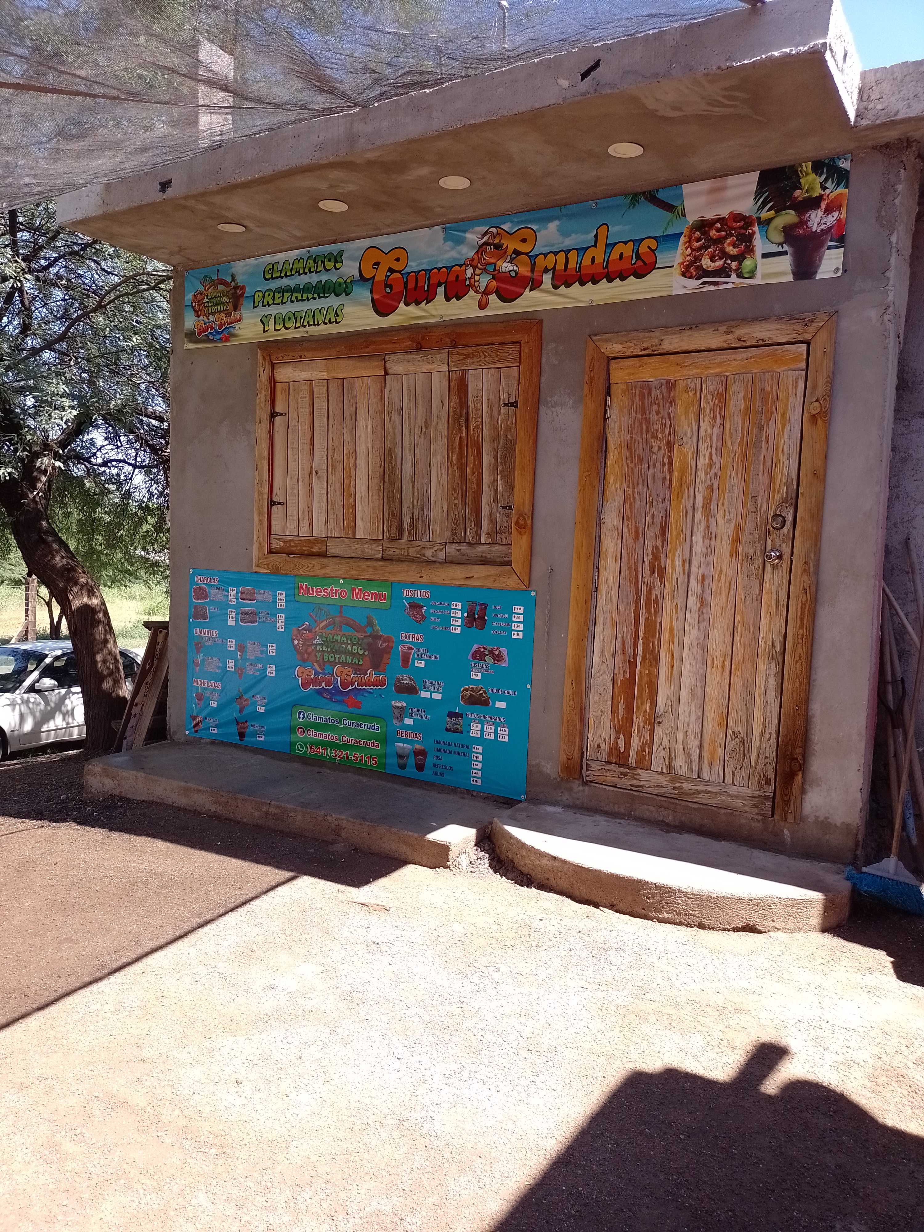 Clamatos CuraCrudas image 9