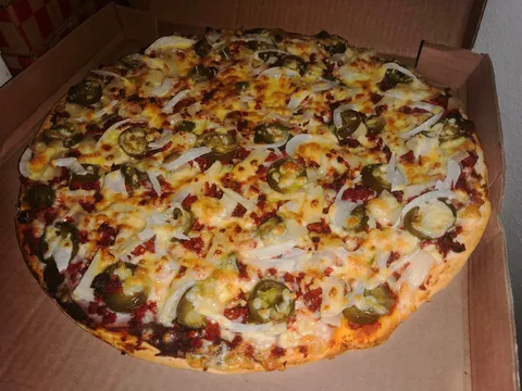 PIZZERÍA BURGER WORLD SUC. CHILON image 3