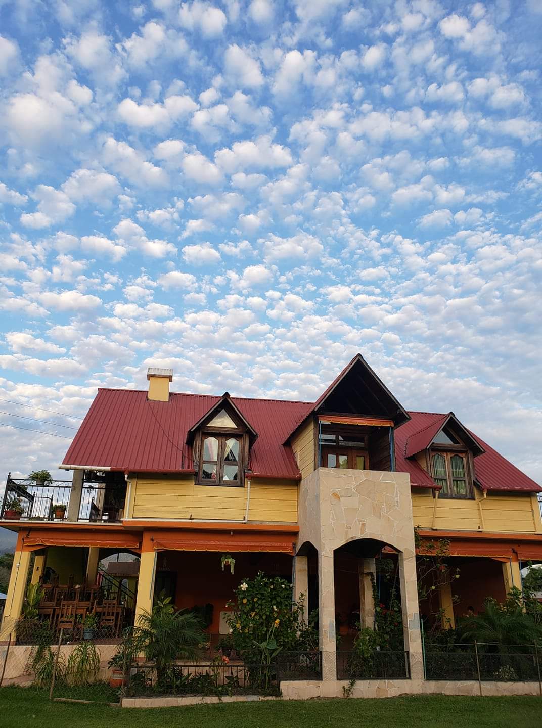 Restaurante "La cabaña" image 2