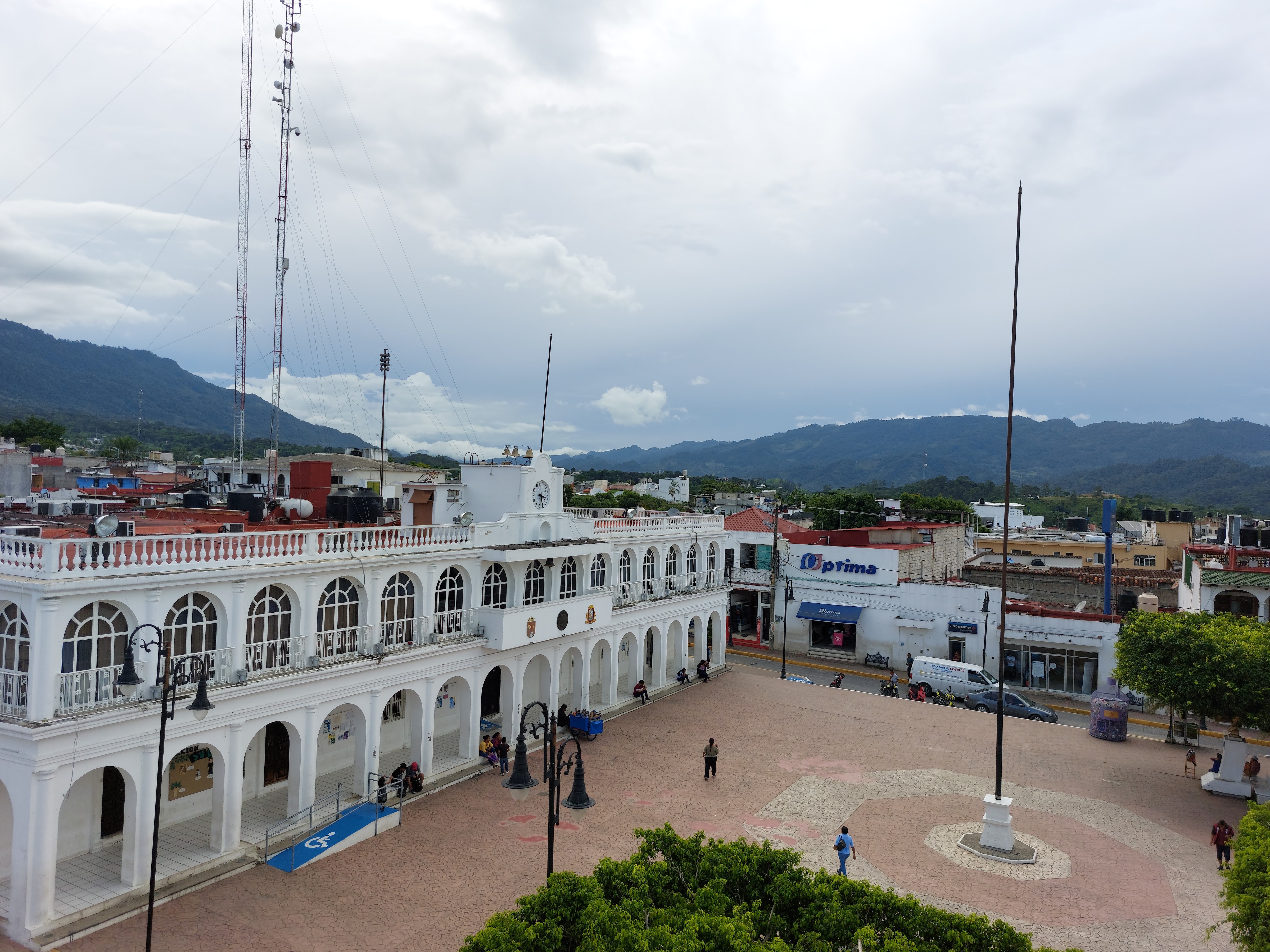 La Terraza Resto Bar image 4