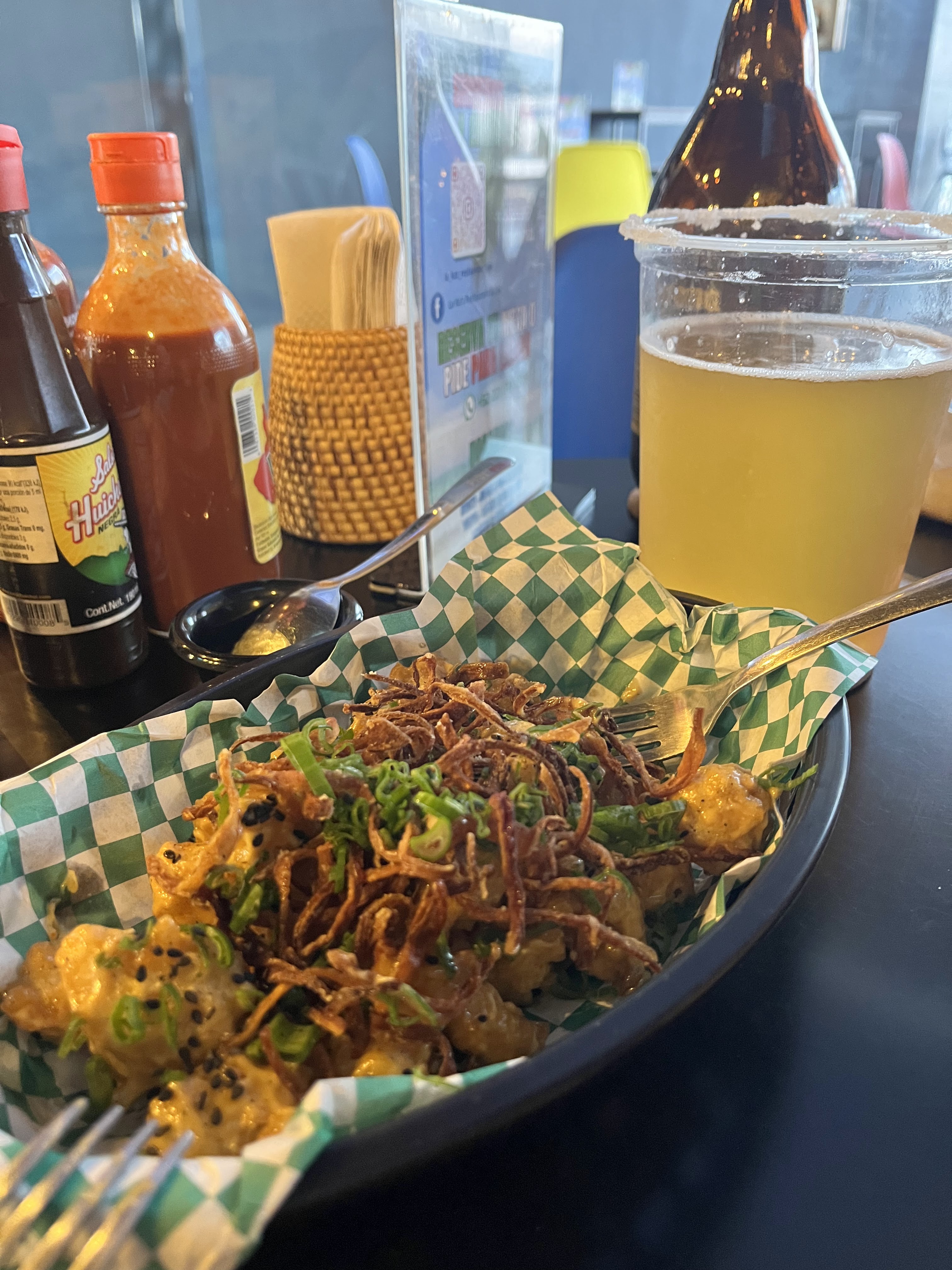 La ka’z Restaurant & Bar - PLAZA ESTAMBRES image 2