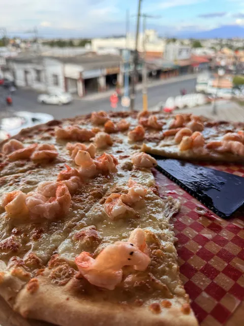 La Bella Pizza Chipilo image 7