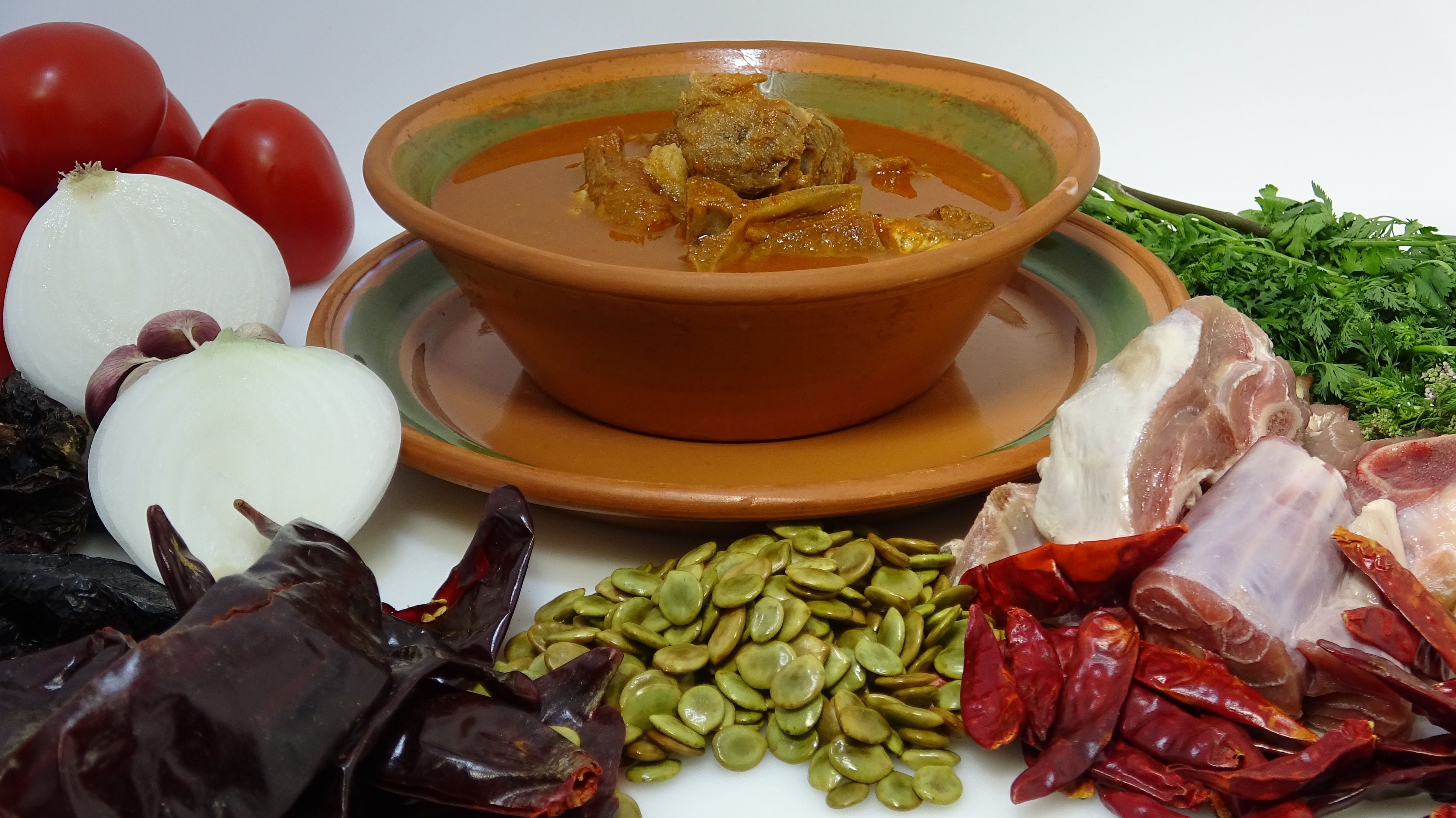 The Good Season of the Bear image 6