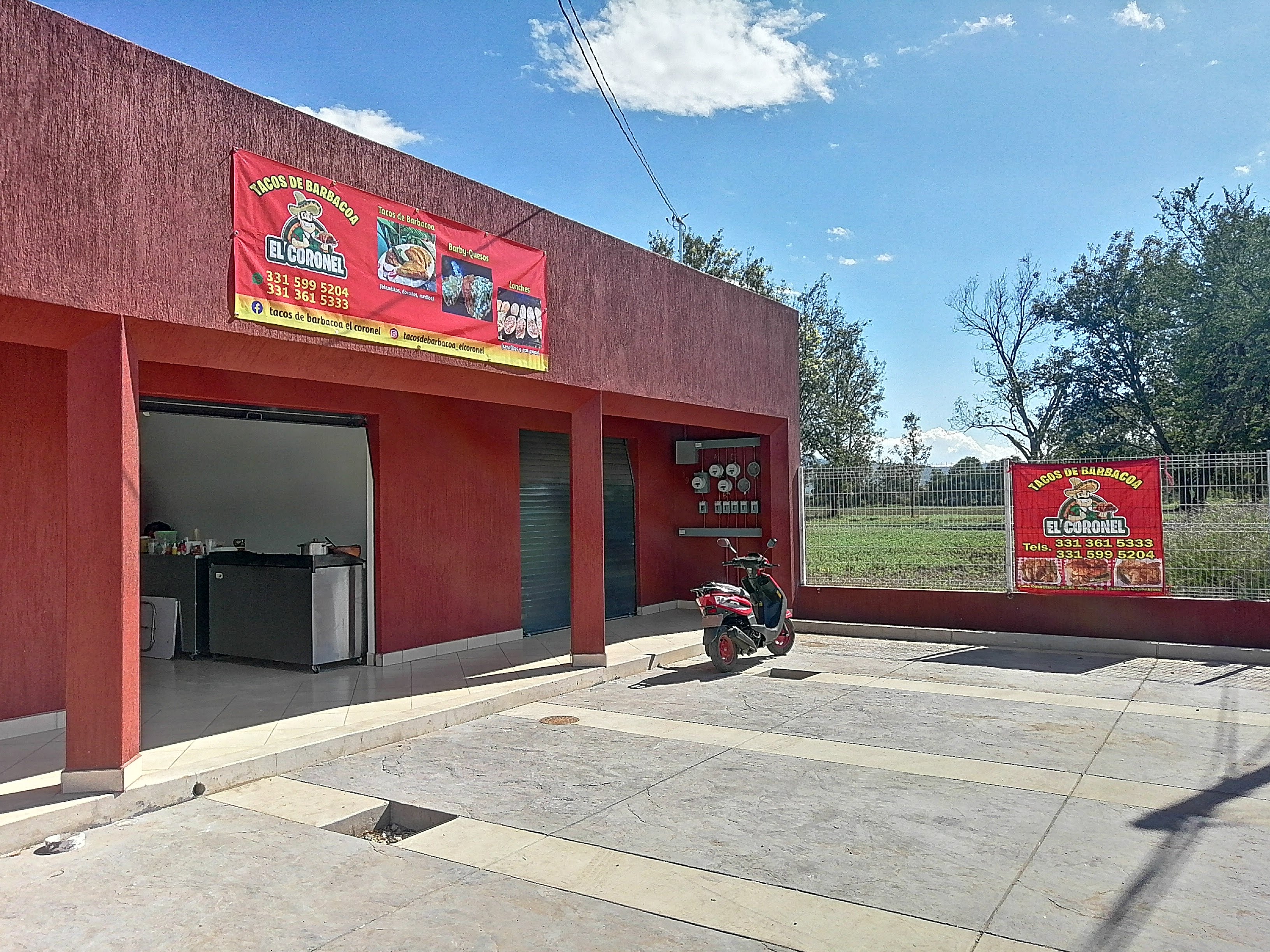 Tacos de Barbacoa "El Coronel" image 1