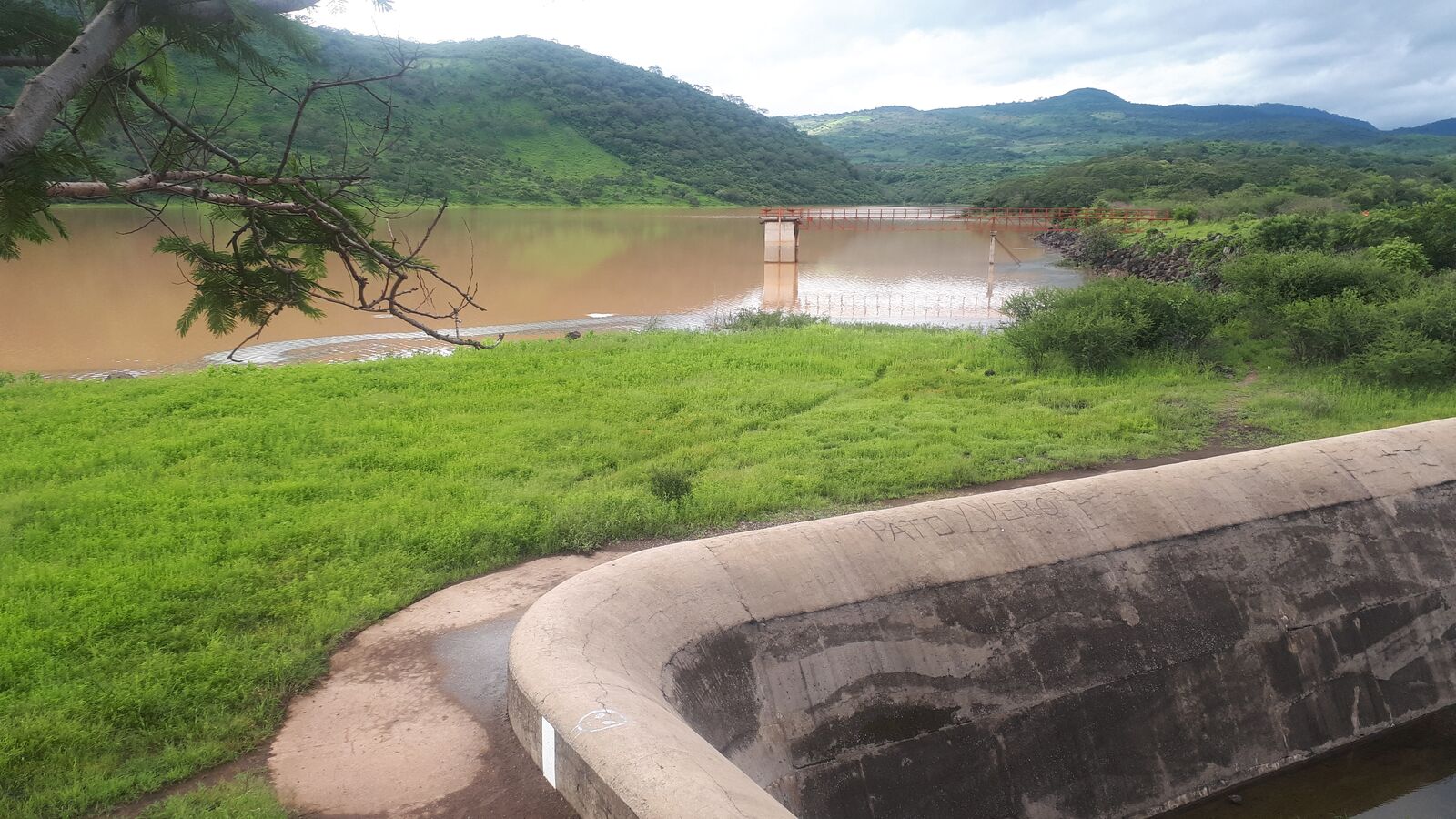 Presa La Joya image 4