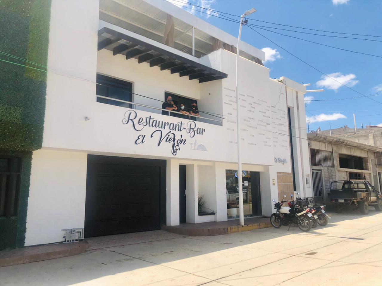 El Viejón Resto-Bar image 1