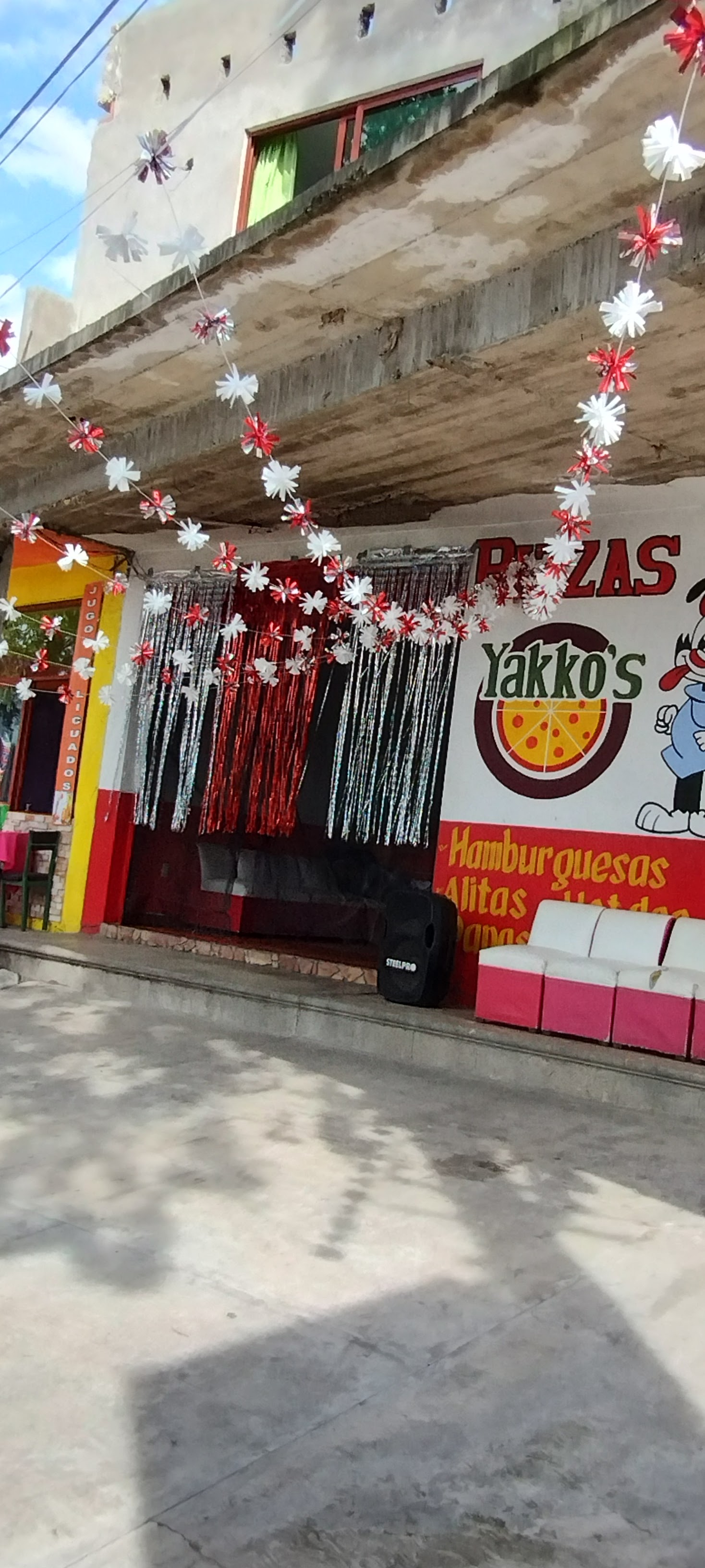 PIZZERÍA YAKKO'S image 1