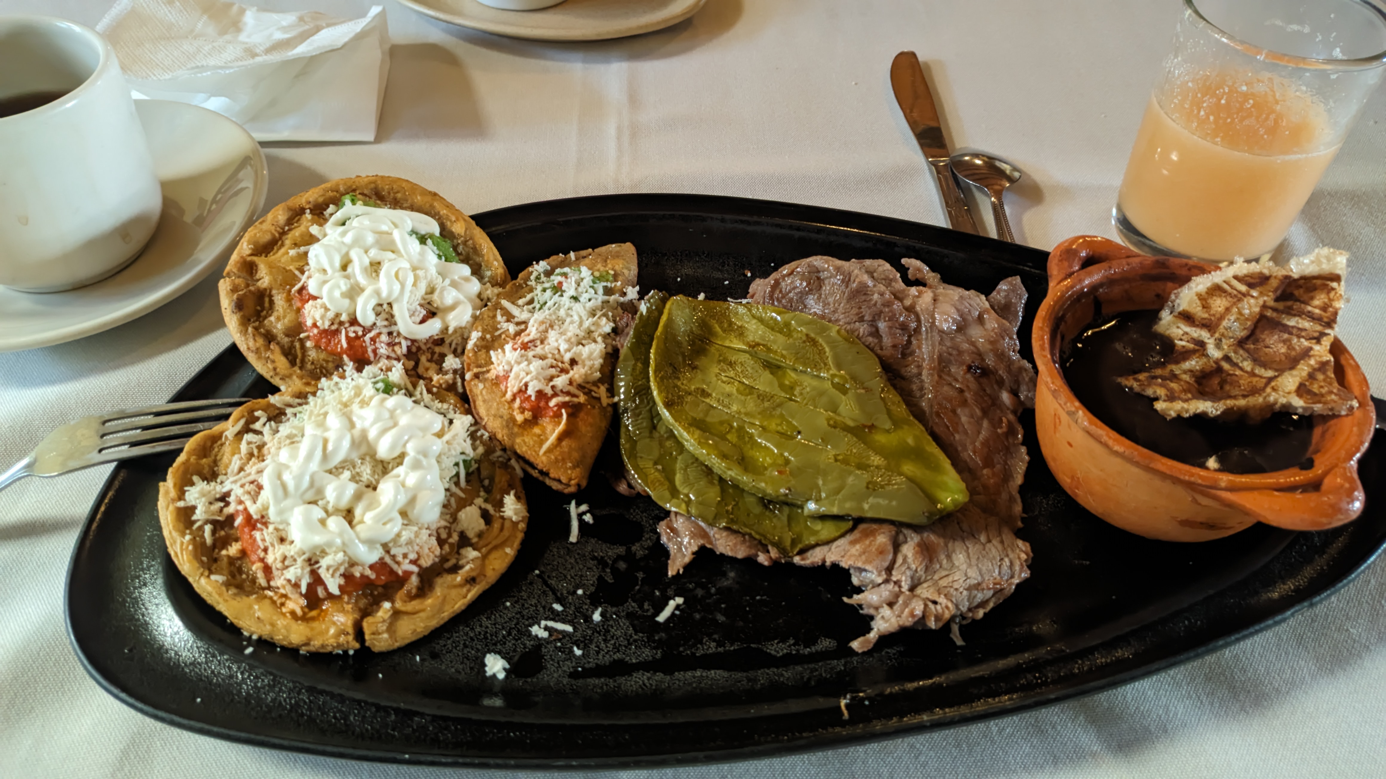 Meson Taurino image 2