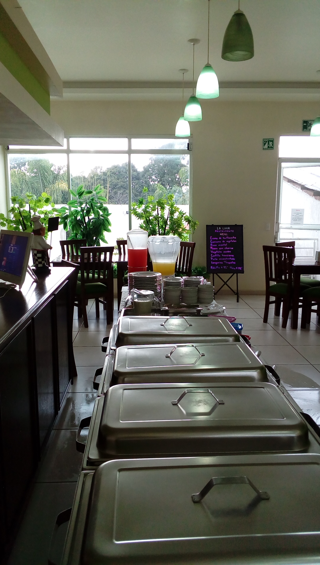 La Lima Restaurante image 8