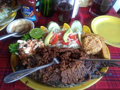 Marisqueria (La Choza Del Pescador) image 3