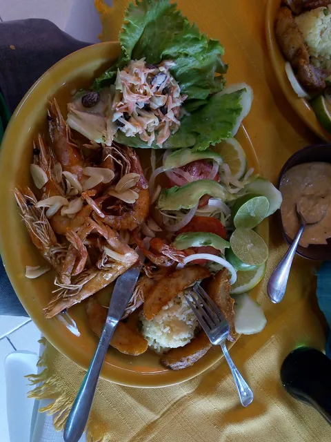 Marisqueria (La Choza Del Pescador) image 8