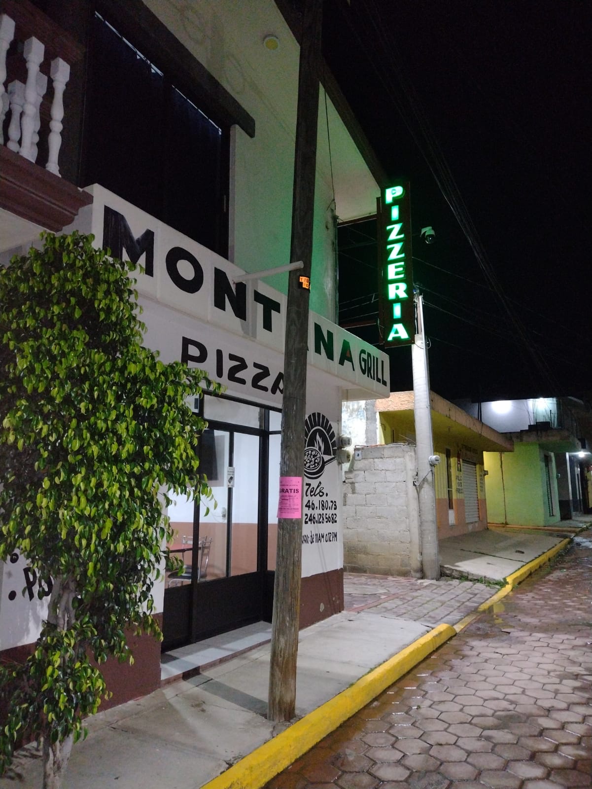 Montana Grill Restaurant image 7