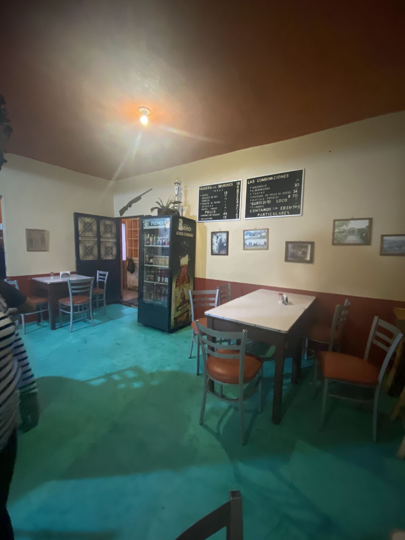 Taqueria Los Tres Varones image 7