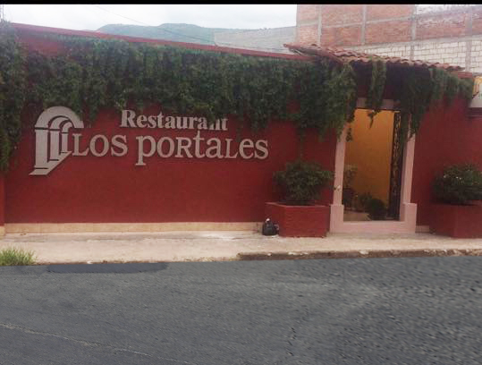 Restaurante los Portales image 1